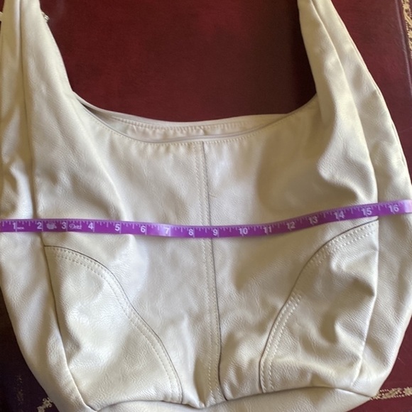 Old Navy Extra Large Shell Off White Purse XL PU Leather - Picture 10 of 10